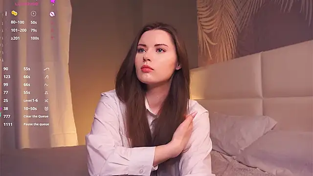 Snapshot of LoraDevon chatting on January 2025 04:11:02 PM LoraDevon online show from January 2025 04:11:02 PM