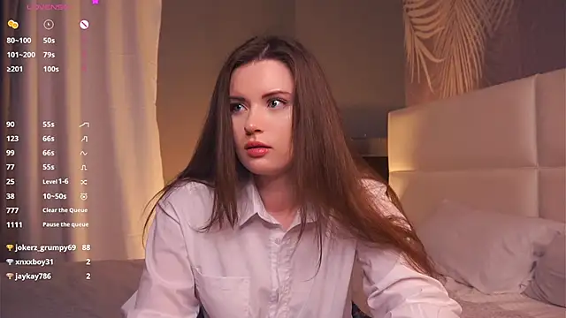 Snapshot of LoraDevon chatting on January 2025 10:16:02 PM LoraDevon online show from January 2025 10:16:02 PM