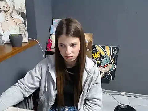 Snapshot of felicity_gold chatting on June 2026 06:04:01 AM felicity gold online show from June 2026 06:04:01 AM