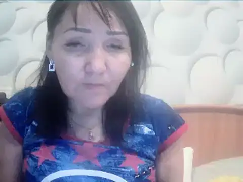 ClaireSunset online show from December 2025 06:03:01 PM