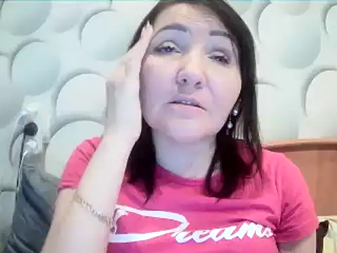 ClaireSunset online show from April 2026 05:40:02 PM