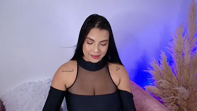 AngelaWhitte  online show from January 2025 07:43:01 PM