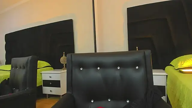 Snapshot of Loggan_donnelly chatting on January 2025 01:45:02 AM Loggan donnelly online show from January 2025 01:45:02 AM