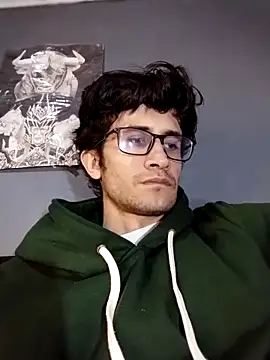 Loggan donnelly online show from April 2026 01:47:01 AM