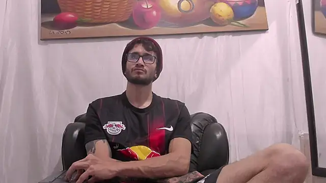 Loggan donnelly online show from May 2026 01:34:01 AM