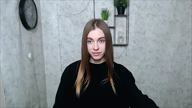 AlisaCatty  online show from December 2024 07:33:02 AM