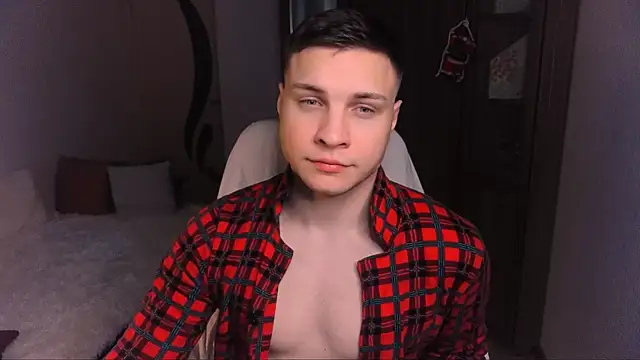 handsome guy01 online show from December 2024 12:18:01 AM