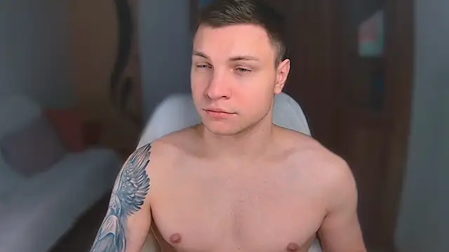 handsome guy01 online show from February 2025 01:40:02 AM