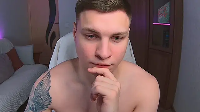 handsome guy01 online show from March 2025 12:58:02 AM