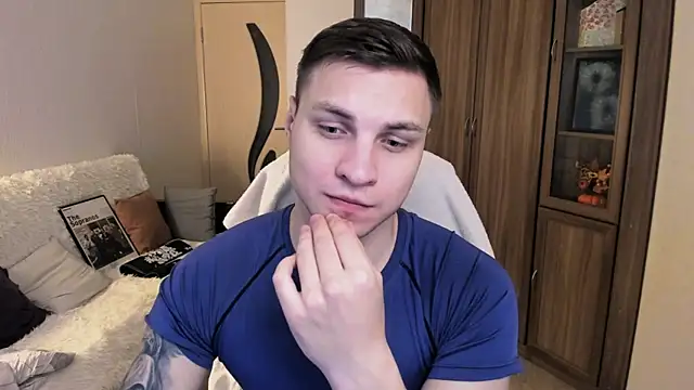 handsome guy01 online show from September 2025 07:36:01 AM