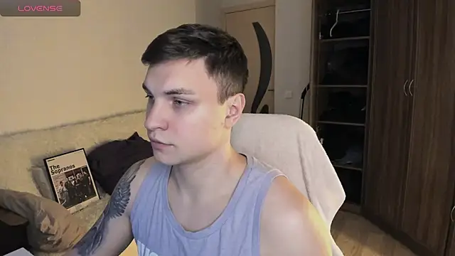 handsome guy01 online show from October 2025 03:31:02 PM