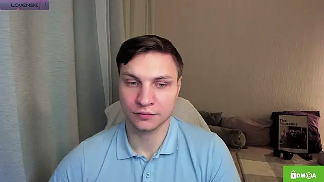 Snapshot of handsome_guy01 chatting on June 2026 10:43:01 PM handsome guy01 online show from June 2026 10:43:01 PM