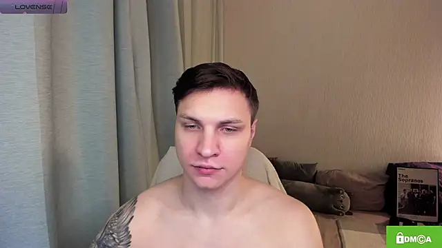 Snapshot of handsome_guy01 chatting on June 2026 10:10:01 PM handsome guy01 online show from June 2026 10:10:01 PM