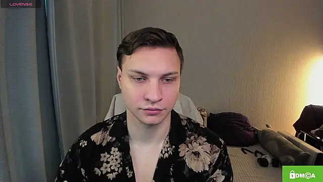 Snapshot of handsome_guy01 chatting on June 2026 04:46:01 PM handsome guy01 online show from June 2026 04:46:01 PM