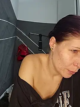 Snapshot of Lenchen_ chatting on January 2025 08:42:01 PM Lenchen online show from January 2025 08:42:01 PM