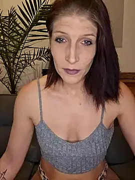 Snapshot of Lenchen_ chatting on March 2025 07:09:01 PM Lenchen online show from March 2025 07:09:01 PM