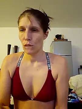 Lenchen  online show from February 2026 09:33:01 PM