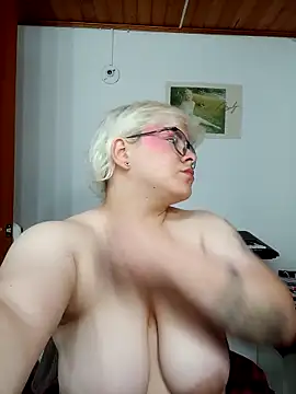 amalia love online show from September 2025 04:56:01 AM