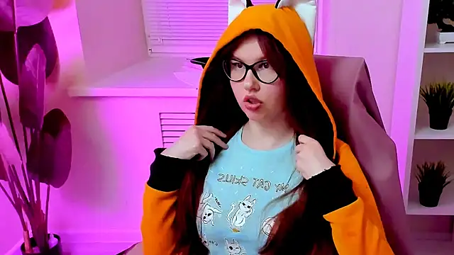 CarolGiggly online show from April 2026 10:25:01 AM