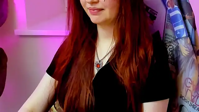 Snapshot of CarolGiggly chatting on May 2026 12:16:02 AM CarolGiggly online show from May 2026 12:16:02 AM