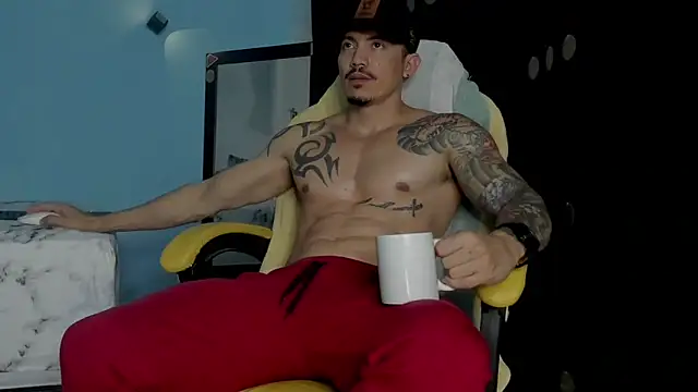 Alex motta online show from October 2025 06:36:02 AM