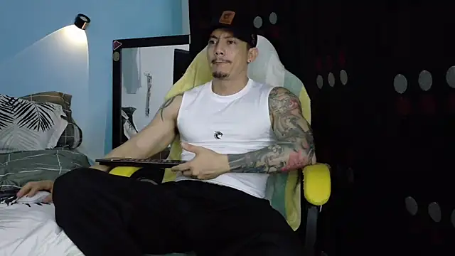 Alex motta online show from April 2026 03:56:01 AM