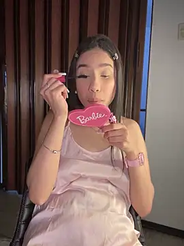 Snapshot of Praga_Pink chatting on October 2025 04:21:02 AM Praga Pink online show from October 2025 04:21:02 AM