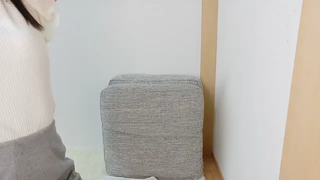 Hana-tan online show from October 2025 10:40:01 PM