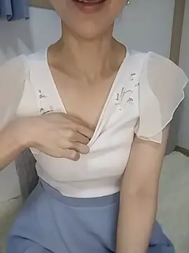 Hana-tan online show from July 2026 06:17:01 AM