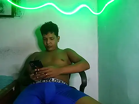 628-andrew online show from September 2025 12:44:01 AM