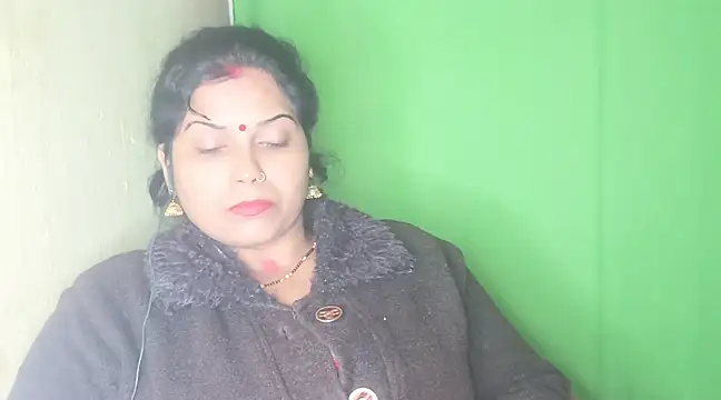 mamoni91 online show from December 2024 04:54:01 PM