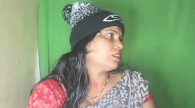 mamoni91 online show from December 2024 05:40:02 PM