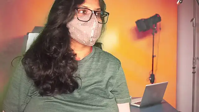 Snapshot of mamoni91 chatting on October 2025 03:04:02 AM mamoni91 online show from October 2025 03:04:02 AM