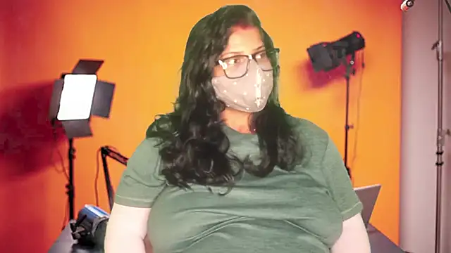 Snapshot of mamoni91 chatting on October 2025 03:19:01 AM mamoni91 online show from October 2025 03:19:01 AM