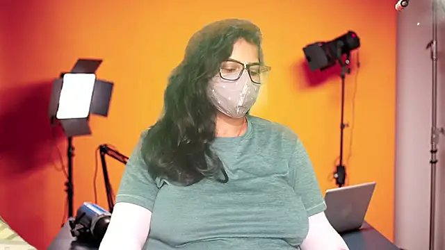 Snapshot of mamoni91 chatting on October 2025 03:07:02 AM mamoni91 online show from October 2025 03:07:02 AM