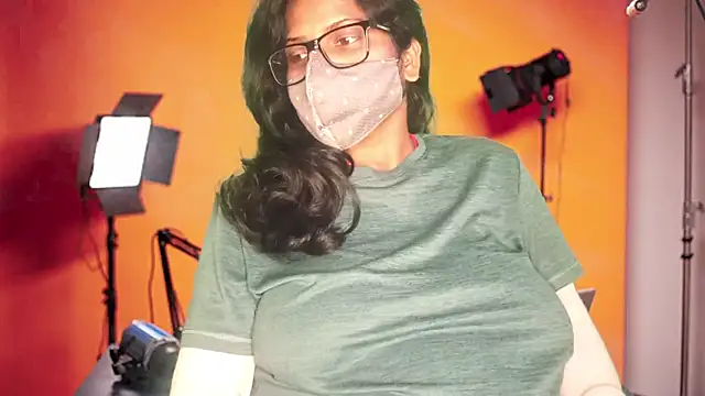 Snapshot of mamoni91 chatting on November 2025 04:50:01 PM mamoni91 online show from November 2025 04:50:01 PM