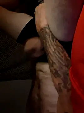 Snapshot of Cantufamily1979 chatting on September 2025 09:42:02 AM Cantufamily1979 online show from September 2025 09:42:02 AM