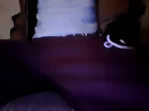 Snapshot of Cantufamily1979 chatting on November 2025 11:01:02 AM Cantufamily1979 online show from November 2025 11:01:02 AM