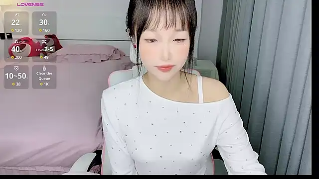 Snapshot of -Wendy__ chatting on February 2025 04:29:01 AM -Wendy online show from February 2025 04:29:01 AM