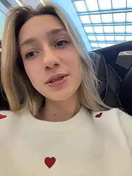 Snapshot of Lia__Love chatting on October 2025 12:08:02 PM Lia Love online show from October 2025 12:08:02 PM