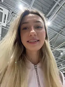 Snapshot of Lia__Love chatting on November 2025 12:16:01 PM Lia Love online show from November 2025 12:16:01 PM