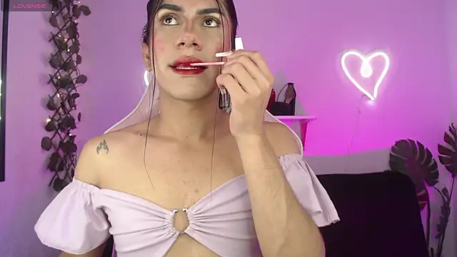 Tefy bratz online show from February 2025 04:37:01 AM