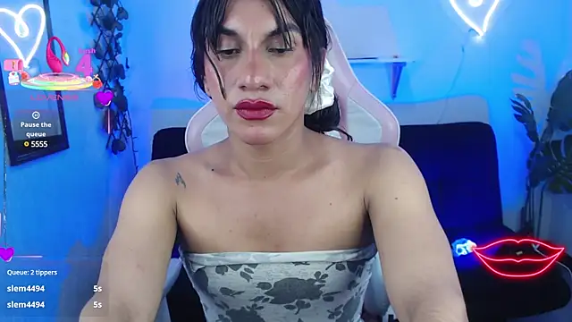 Tefy bratz online show from March 2025 03:28:02 PM