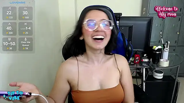 Snapshot of Kay_LustyWife chatting on January 2025 03:37:02 PM Kay LustyWife online show from January 2025 03:37:02 PM
