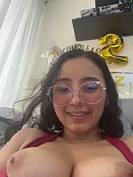 Snapshot of Kay_LustyWife chatting on March 2025 05:42:02 PM Kay LustyWife online show from March 2025 05:42:02 PM