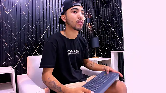 DavidHarlow online show from March 2025 12:52:02 PM