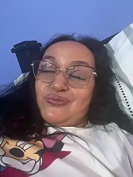 GiaNahomi online show from December 2024 08:25:02 PM
