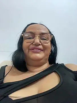 GiaNahomi online show from January 2025 03:39:01 AM