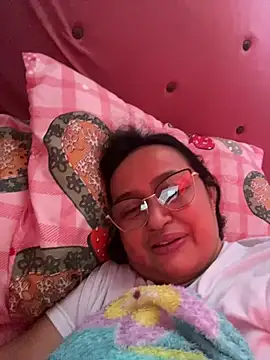 GiaNahomi online show from January 2025 02:32:01 PM