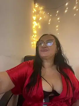 GiaNahomi online show from January 2025 06:15:02 AM